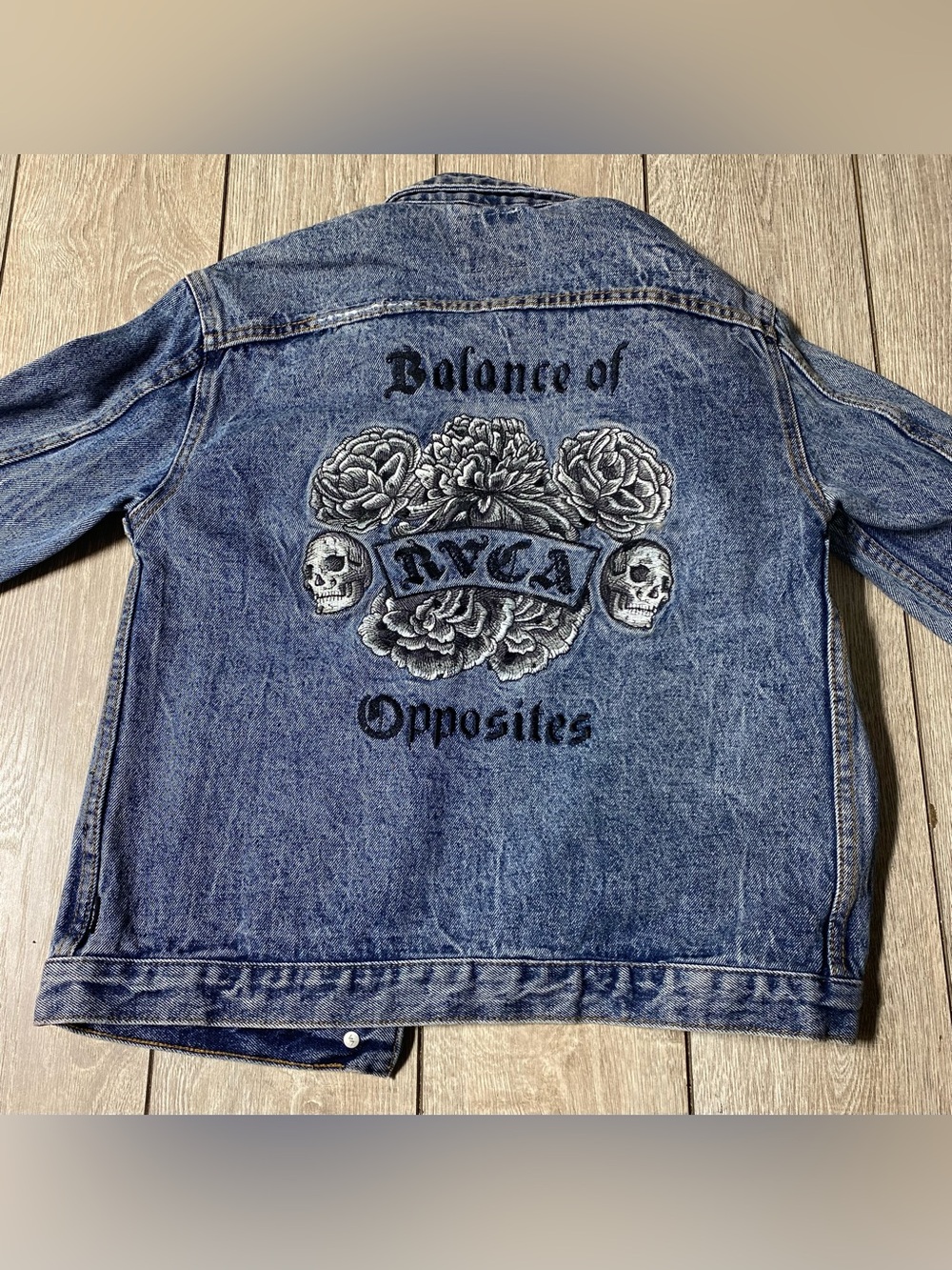 RVCA Embroidered Denim Jean Jacket Women’s Size XS